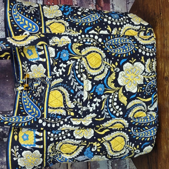 Vera Bradley "Ellie Blue" Go Round Tote Bag - Picture 3 of 10